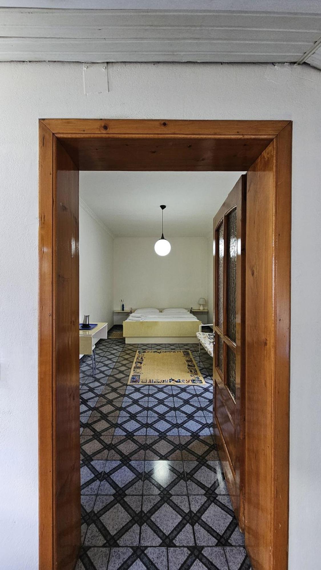 Angie'S Shared Villa Tam Тирана Экстерьер фото