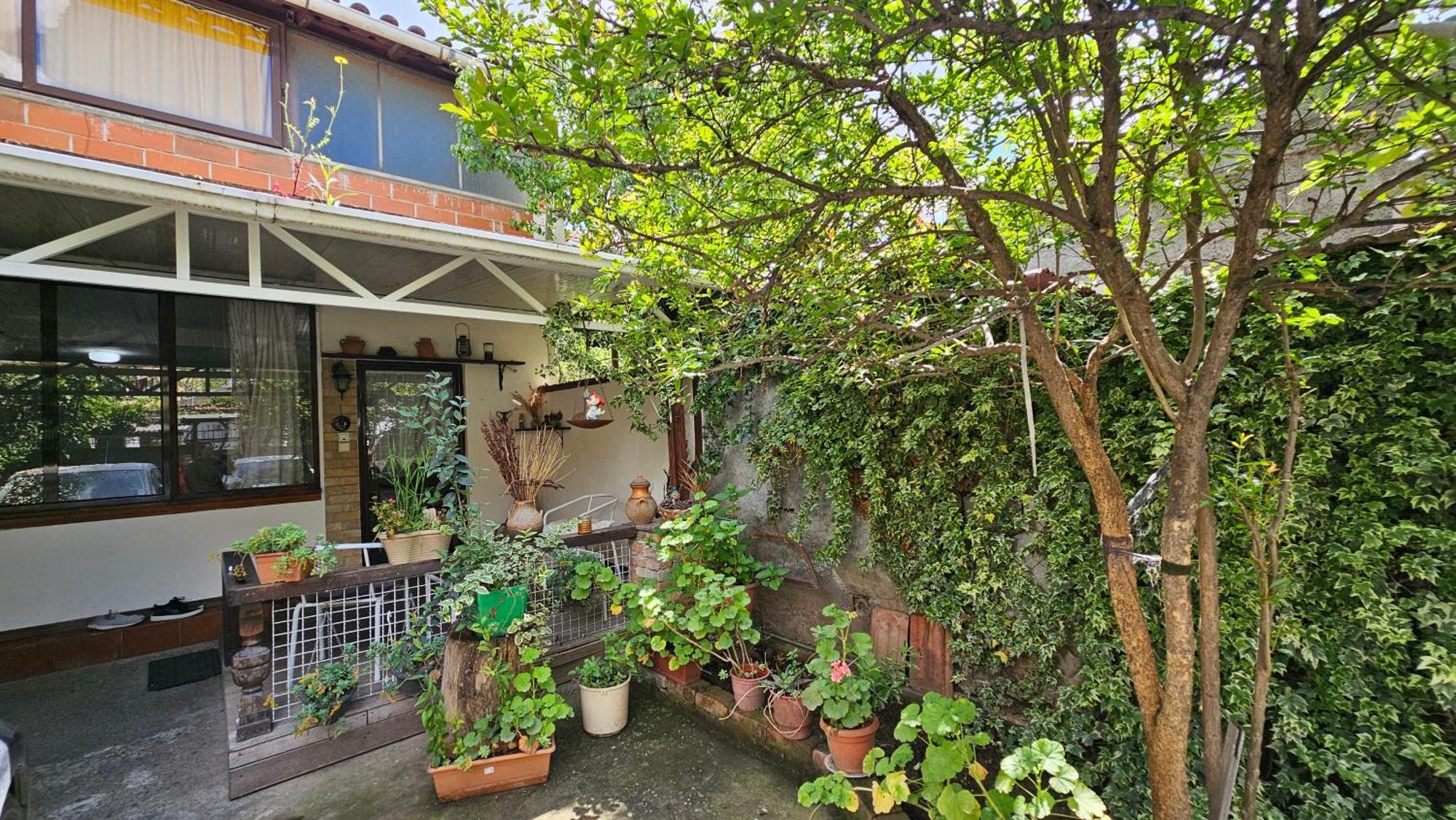 Angie'S Shared Villa Tam Тирана Экстерьер фото