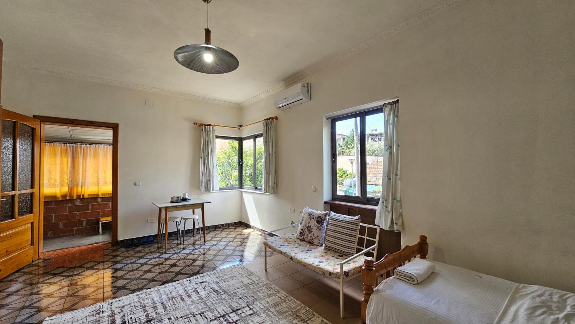 Angie'S Shared Villa Tam Тирана Экстерьер фото