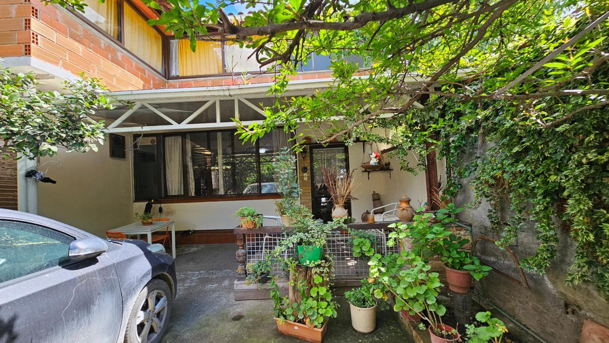 Angie'S Shared Villa Tam Тирана Экстерьер фото